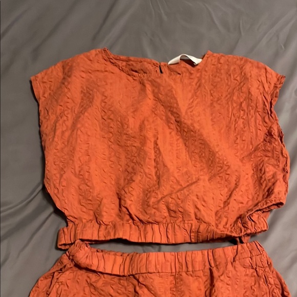 H&M Rust Textured Two-Piece Set - Picture 3 of 6